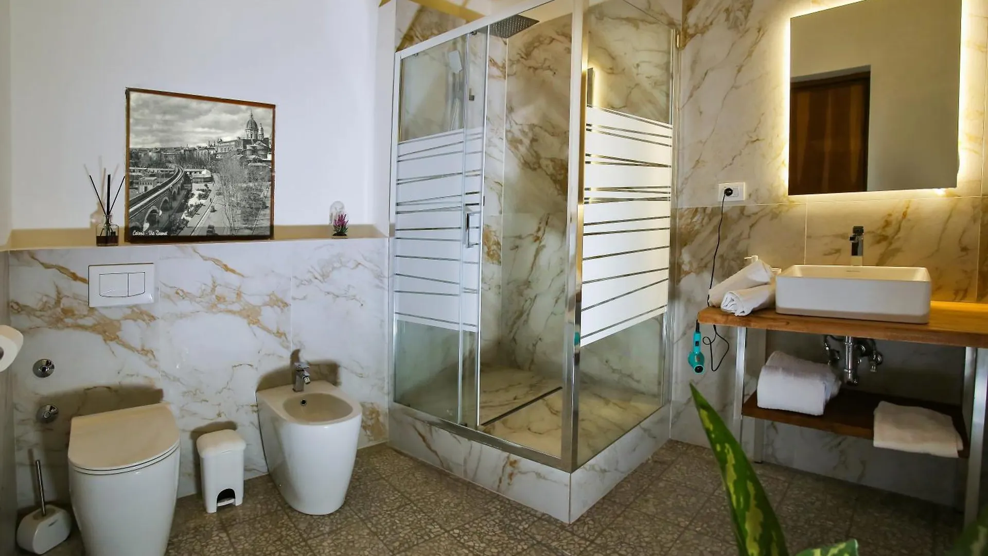 Tiritu Apartments Catania Italy